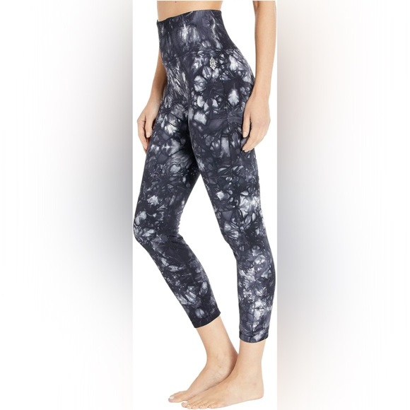 Free People FP Movement Good Karma Tie-Dye Leggings Black + White M/L - Picture 2 of 10